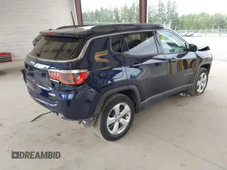 2018 Jeep Compass Latitude z VIN 3C4NJCBB3JT204766, wystawiony jako IAAI lot #42650411 z przebiegiem 72 704 mil mil oraz . Historia ofert i sprzedaży dostępna na DreamBid. Obrazek 4.