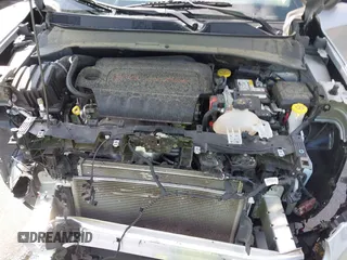 2022 Jeep Compass Latitude with VIN 3C4NJCBB3NT188428, listed as a IAAI auction lot 41930096 with 37,085 mi miles and . Bid and sale history available at DreamBid. Image 10.