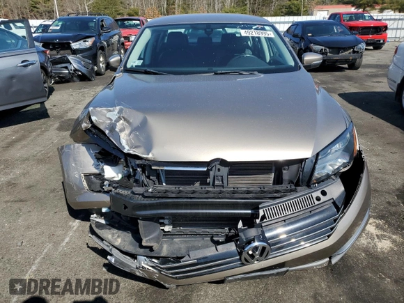 2015 Volkswagen Passat Limited Edition Edition z VIN 1VWAT7A33FC103074, wystawiony jako Copart lot #49218995 z przebiegiem 67 482 mil mil oraz Szkoda całkowita • Salvage title. Historia ofert i sprzedaży dostępna na DreamBid. Obrazek 5.