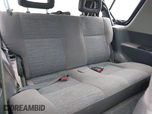 1998 Isuzu Rodeo with VIN 4S2CM57W9W4373049, listed as a IAAI auction lot 42599157 with 140,368 mi miles and . Bid and sale history available at DreamBid. Image 5.