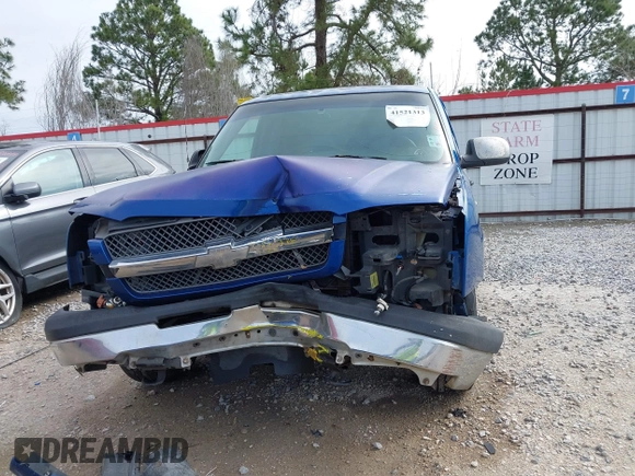 2003 Chevrolet Silverado 1500 with VIN 2GCEC19T731186984, listed as a IAAI auction lot 41521313 with 288,433 mi miles. Bid and sale history available at carsss.com. Image 13.
