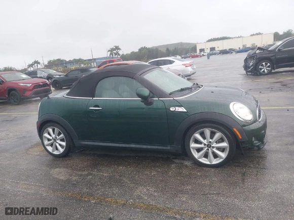 2013 MINI Cooper Roadster S with VIN WMWSY3C56DT593570, listed as a IAAI auction lot 41417078 with NaN miles. Bid and sale history available at carsss.com. Image 13.
