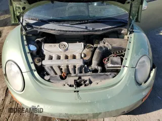 2006 Volkswagen New Beetle Coupe with VIN 3VWRW31C96M420360, listed as a Copart auction lot 87489294 with 172,702 mi miles and Salvage Title. Bid and sale history available at carsss.com. Image 11.