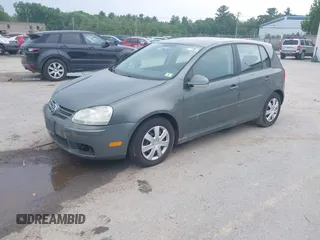 2008 Volkswagen Rabbit S z VIN WVWDB71K48W214390, wystawiony jako IAAI lot #42463355 z przebiegiem 143 904 mil mil oraz . Historia ofert i sprzedaży dostępna na DreamBid. Obrazek 2.