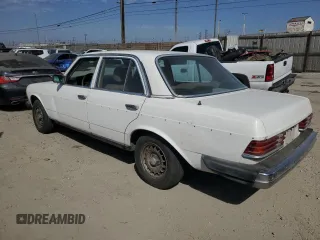1985 Mercedes-Benz 300 with VIN WDBAB33C5FA264693, listed as a Copart auction lot 47318655 with 241,531 mi miles and Clean Title. Bid and sale history available at DreamBid. Image 2.