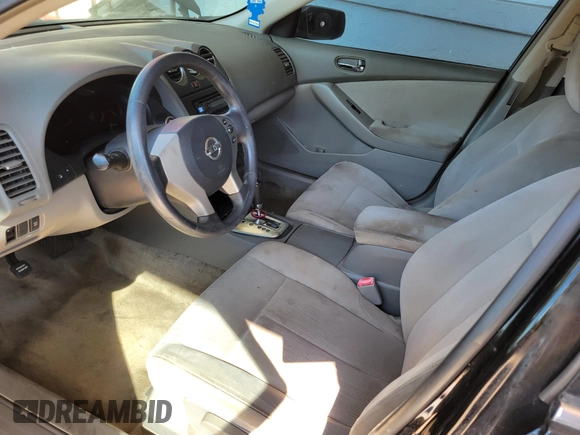 2010 Nissan Altima 2.5 S with VIN 1N4AL2AP9AN520923, listed as a IAAI auction lot 41709452 with 1 mi miles. Bid and sale history available at carsss.com. Image 6.