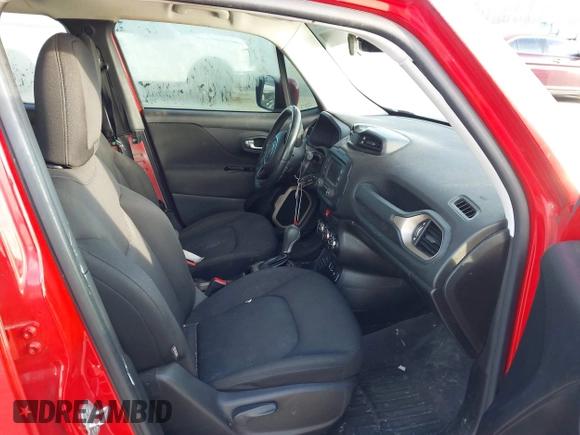 2015 Jeep Renegade Latitude with VIN ZACCJABT6FPB23098, listed as a IAAI auction lot 41538866 with 111,107 mi miles. Bid and sale history available at carsss.com. Image 5.