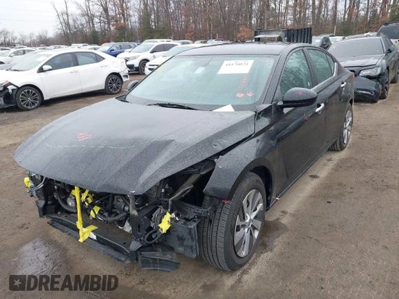 2020 Nissan Altima 2.5 S with VIN 1N4BL4BV3LC226686, listed as a IAAI auction lot 41170021 with 119,269 mi miles. Bid and sale history available at carsss.com. Image 17.