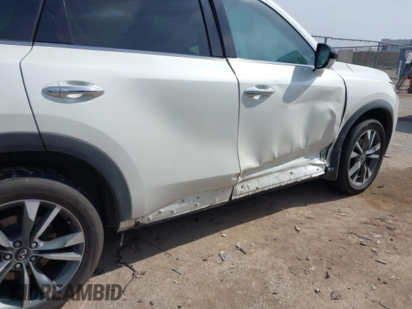 2023 Infiniti QX60 Luxe with VIN 5N1DL1FS8PC371340, listed as a IAAI auction lot 41579561 with 13,074 mi miles and . Bid and sale history available at DreamBid. Image 6.