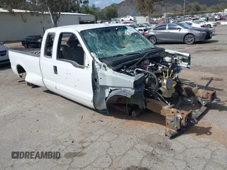 2001 Ford F-250 XL с VIN 3FTNX20L11MA35927, выставлен на аукционе IAAI как лот 41954010 с пробегом 285 857 миль миль и . История ставок и продаж доступна на DreamBid. Изображение 1.