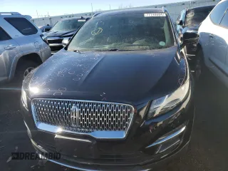 2019 Lincoln MKC Reserve with VIN 5LMTJ3DH4KUL02746, listed as a Copart auction lot 77740684 with 28,947 mi miles and Clean Title. Bid and sale history available at DreamBid. Image 5.