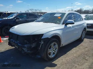 2018 Audi Q5 Premium with VIN WA1ANAFY0J2008673, listed as a IAAI auction lot 41589645 with 75,998 mi miles. Bid and sale history available at carsss.com. Image 18.