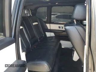 2020 Rolls-Royce Cullinan z VIN SLATV4C00LU202245, wystawiony jako Copart lot #53094575 z przebiegiem 30 809 mil mil oraz Szkody całkowita. Historia ofert i sprzedaży dostępna na DreamBid. Obrazek 11.