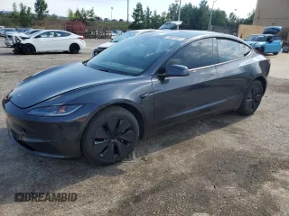 2025 Tesla Model 3 Long Range с VIN 5YJ3E1EB4SF895754, выставлен на аукционе Copart как лот 61730145 с пробегом Не указан миль и Чистый • Clean title. История ставок и продаж доступна на DreamBid. Изображение 1.