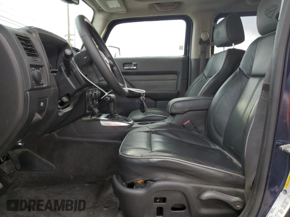 2008 Hummer H3 SUV Alpha with VIN 5GTEN13L088111401, listed as a Copart auction lot 43945055 with 71,244 mi miles and Salvage Title. Bid and sale history available at carsss.com. Image 7.
