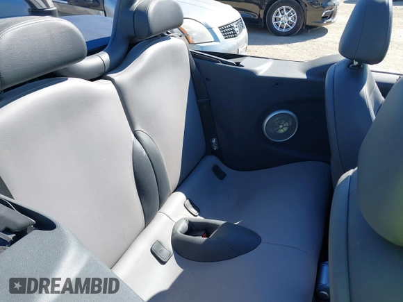 2007 MINI Convertible S with VIN WMWRH33547TL94374, listed as a IAAI auction lot 40910780 with 45,162 mi miles and . Bid and sale history available at DreamBid. Image 8.