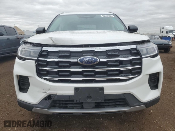 2025 Ford Explorer Active z VIN 1FMUK8DH5SGA67693, wystawiony jako Copart lot #53002495 z przebiegiem 1 561 mil mil oraz Szkoda całkowita • Salvage title. Historia ofert i sprzedaży dostępna na DreamBid. Obrazek 5.