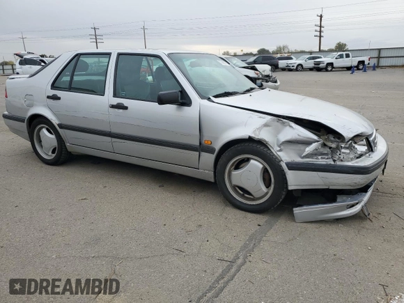 1995 Saab 9000 z VIN YS3CH65R3S1022550, wystawiony jako Copart lot #77462574 z przebiegiem 259 696 mil mil oraz Szkoda całkowita • Salvage title. Historia ofert i sprzedaży dostępna na DreamBid. Obrazek 4.