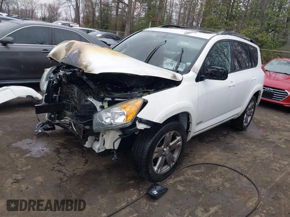 2011 Toyota RAV4 Sport with VIN 2T3RF4DVXBW133575, listed as a IAAI auction lot 41781017 with 1 mi miles. Bid and sale history available at carsss.com. Image 2.