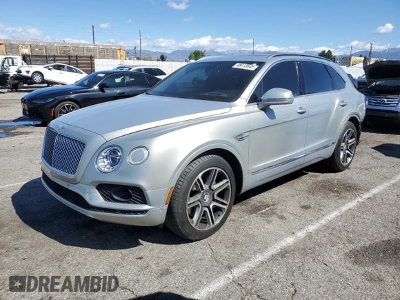 2018 Bentley Bentayga Signature z VIN SJAAC4ZV0JC020171, wystawiony jako Copart lot #48413645 z przebiegiem 76 196 mil mil oraz Szkody całkowita. Historia ofert i sprzedaży dostępna na DreamBid. Obrazek 1.