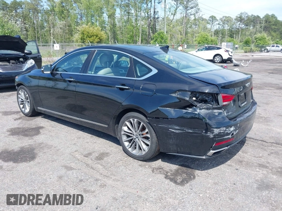 2015 Hyundai Genesis 3.8L with VIN KMHGN4JE5FU063075, listed as a IAAI auction lot 42043518 with 135,079 mi miles. Bid and sale history available at carsss.com. Image 3.