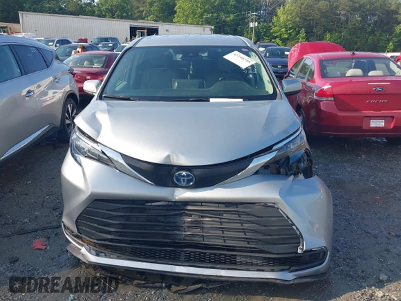 2024 Toyota Sienna LE z VIN 5TDKRKEC0RS203462, wystawiony jako IAAI lot #42240548 z przebiegiem 28 038 mil mil oraz . Historia ofert i sprzedaży dostępna na DreamBid. Obrazek 12.