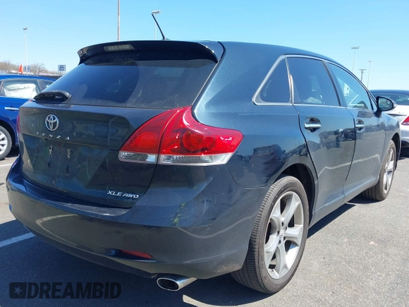 2015 Toyota Venza XLE with VIN 4T3BK3BB1FU117285, listed as a IAAI auction lot 41995884 with 106,237 mi miles. Bid and sale history available at carsss.com. Image 4.