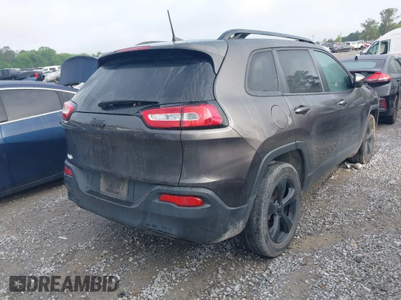 2018 Jeep Cherokee Latitude with VIN 1C4PJLCB4JD513885, listed as a IAAI auction lot 42091548 with 161,339 mi miles and . Bid and sale history available at DreamBid. Image 4.
