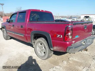 2005 Chevrolet Silverado 1500 LS with VIN 2GCEK13T551143145, listed as a IAAI auction lot 41775791 with 181,147 mi miles. Bid and sale history available at carsss.com. Image 3.
