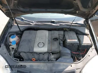 2008 Volkswagen Jetta SE with VIN 3VWRZ71K18M160304, listed as a IAAI auction lot 42484836 with 185,592 mi miles and . Bid and sale history available at DreamBid. Image 10.
