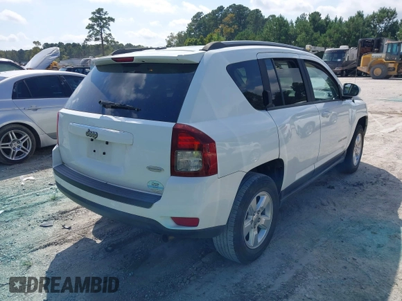 2016 Jeep Compass Latitude with VIN 1C4NJCEB3GD655531, listed as a IAAI auction lot 40418301 with 159,670 mi miles. Bid and sale history available at carsss.com. Image 4.