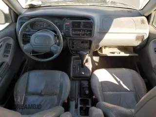 2002 Chevrolet Tracker ZR2 with VIN 2CNBJ734X26948098, listed as a Copart auction lot 73135754 with 234,627 mi miles and Salvage title. Bid and sale history available at DreamBid. Image 8.