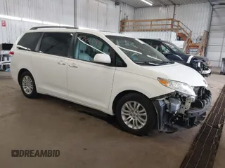 2012 Toyota Sienna XLE AAS с VIN 5TDYK3DC2CS196897, выставлен на аукционе IAAI как лот 41762345 с пробегом 183 188 миль миль и . История ставок и продаж доступна на DreamBid. Изображение 1.