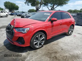 2022 Audi Q3 S line Premium Plus z VIN WA1EECF39N1030684, wystawiony jako Copart lot #53829515 z przebiegiem 67 876 mil mil oraz Nie do naprawy • Non repairable. Historia ofert i sprzedaży dostępna na DreamBid. Obrazek 1.