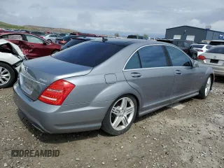 2012 Mercedes-Benz S 550 z VIN WDDNG9EB2CA438250, wystawiony jako Copart lot #53573405 z przebiegiem Nie podano mil oraz Czysty tytuł • Clean title. Historia ofert i sprzedaży dostępna na DreamBid. Obrazek 3.