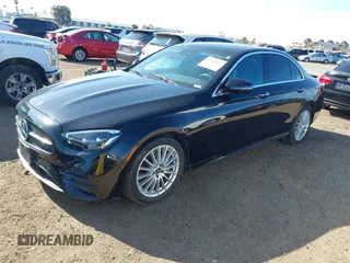 2021 Mercedes-Benz E-Class E 350 with VIN W1KZF8DB6MA946755, listed as a IAAI auction lot 41830692 with 33,841 mi miles. Bid and sale history available at carsss.com. Image 2.
