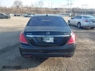 2015 Mercedes-Benz S-Class S 550 with VIN WDDUG8FB9FA113796, listed as a IAAI auction lot 41617393 with 132,884 mi miles. Bid and sale history available at carsss.com. Image 17.