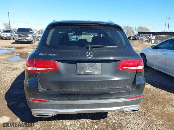 2017 Mercedes-Benz GLC with VIN WDC0G4JB8HF173738, listed as a IAAI auction lot 41284511 with NaN miles. Bid and sale history available at carsss.com. Image 16.