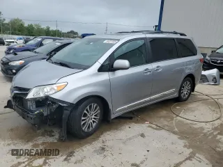 2018 Toyota Sienna XLE Auto Access Seat with VIN 5TDYZ3DC1JS920846, listed as a Copart auction lot 54431585 with 73,182 mi miles and Salvage Title. Bid and sale history available at DreamBid. Image 1.