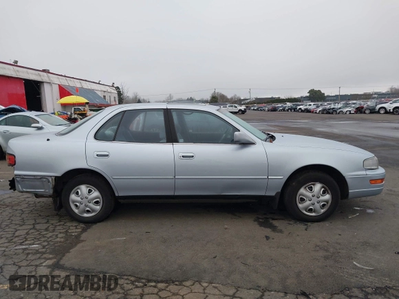1994 Toyota Camry LE with VIN JT2SK12E2R0207688, listed as a IAAI auction lot 41323827 with 162,680 mi miles. Bid and sale history available at carsss.com. Image 13.