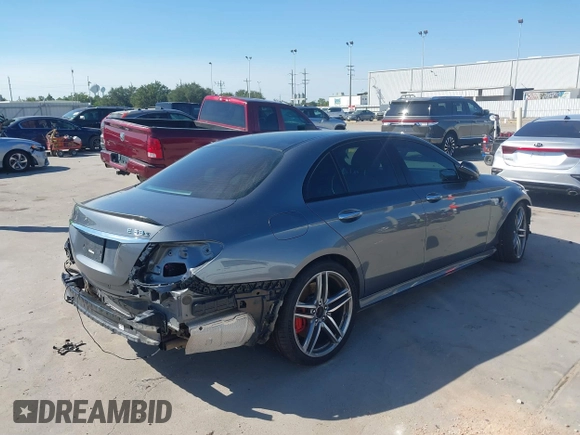 2019 Mercedes-Benz E 63 S AMG with VIN WDDZF8KB2KA553755, listed as a IAAI auction lot 40545473 with 51,458 mi miles and . Bid and sale history available at DreamBid. Image 4.