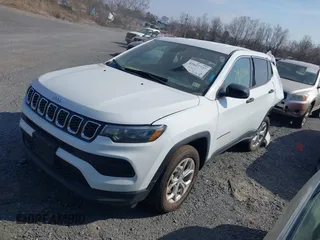 2024 Jeep Compass Sport with VIN 3C4NJDAN4RT108867, listed as a IAAI auction lot 41627727 with 19,236 mi miles. Bid and sale history available at carsss.com. Image 17.