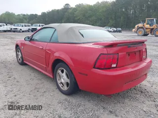 2004 Ford Mustang Deluxe with VIN 1FAFP44694F196850, listed as a IAAI auction lot 41917890 with 146,585 mi miles. Bid and sale history available at carsss.com. Image 3.