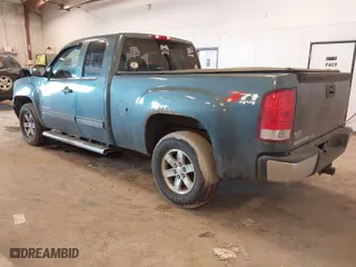 2011 GMC Sierra 1500 SLE with VIN 1GTR2VE33BZ385019, listed as a IAAI auction lot 41706608 with 135,994 mi miles. Bid and sale history available at carsss.com. Image 3.