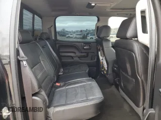 2015 GMC Sierra 3500HD Denali z VIN 1GT424E80FF506967, wystawiony jako Copart lot #49715055 z przebiegiem 191 033 mil mil oraz Czysty tytuł • Clean title. Historia ofert i sprzedaży dostępna na DreamBid. Obrazek 10.