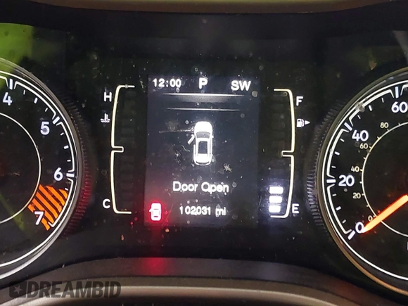 2014 Jeep Cherokee Latitude с VIN 1C4PJLCB5EW101744, выставлен на аукционе IAAI как лот 42617033 с пробегом 102 031 миль миль и . История ставок и продаж доступна на DreamBid. Изображение 7.
