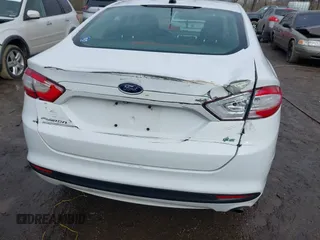 2015 Ford Fusion SE with VIN 3FA6P0H70FR185771, listed as a IAAI auction lot 41485907 with 186,353 mi miles. Bid and sale history available at carsss.com. Image 6.