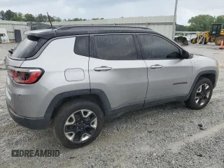 2018 Jeep Compass Trailhawk with VIN 3C4NJDDB4JT451409, listed as a Copart auction lot 58769305 with 135,562 mi miles and Clean title. Bid and sale history available at DreamBid. Image 3.