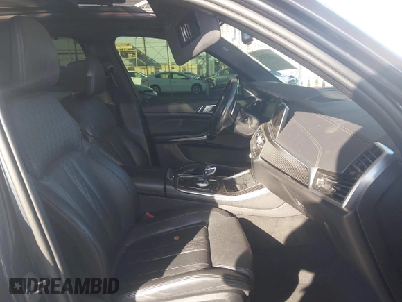 2022 BMW X5 M50i with VIN 5UXJU4C01N9J87147, listed as a IAAI auction lot 41215795 with 47,768 mi miles. Bid and sale history available at carsss.com. Image 5.