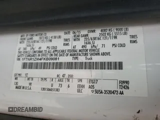 2015 Ford Transit Cargo с VIN 1FTNR1ZM4FKB09081, выставлен на аукционе Copart как лот 58223655 с пробегом 158 327 миль миль и Списание • Salvage title. История ставок и продаж доступна на DreamBid. Изображение 12.